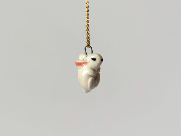 Pendentif lapin endormi