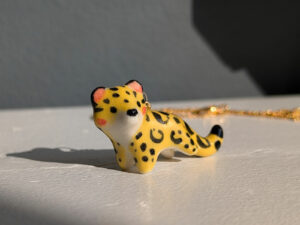 leopard pendant porcelain