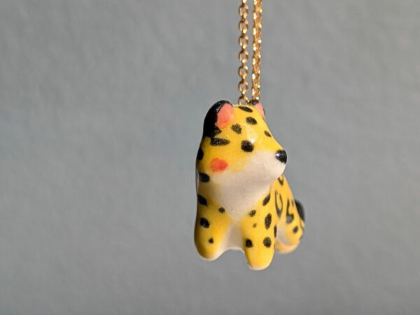 leopard pendant porcelain