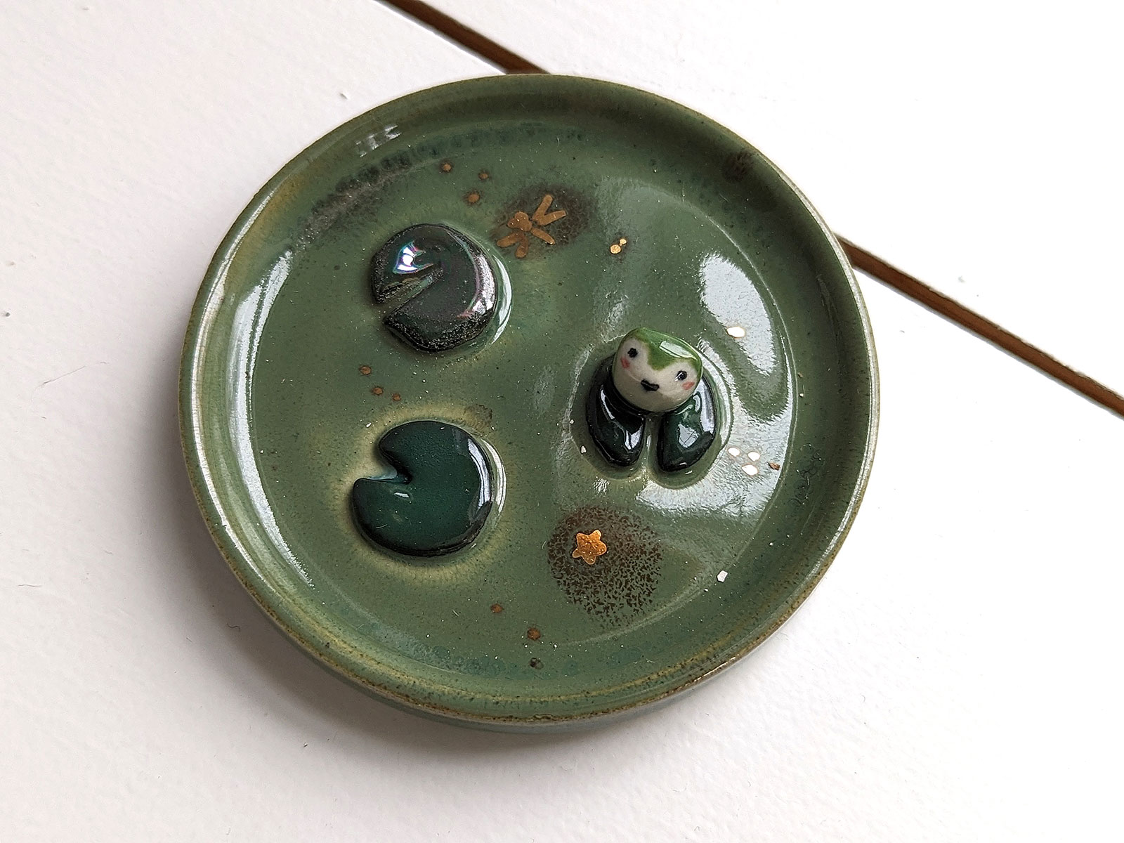 Ceramic Lily Pad Ring Dish -  Canada