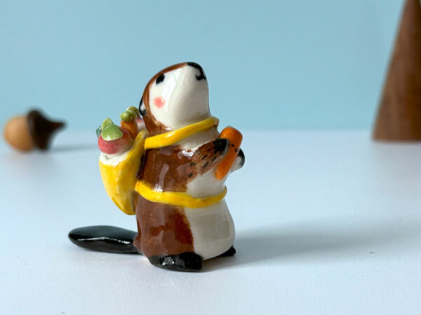 Figurine Porcelaine : Maman Castor a fait les courses – Image 9