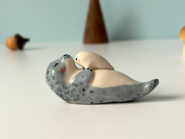 Porcelain Figurine - Seal Mom and Pup - Image 2