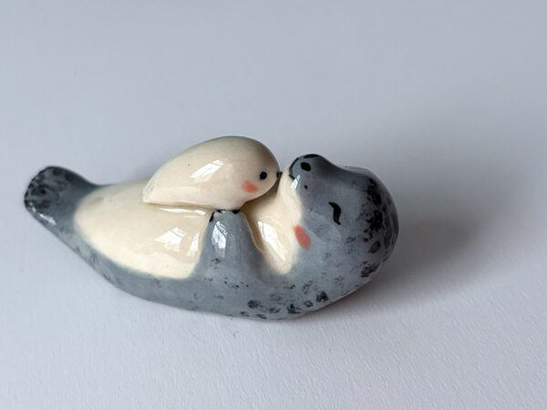 Porcelain Figurine - Seal Mom and Pup - Image 5