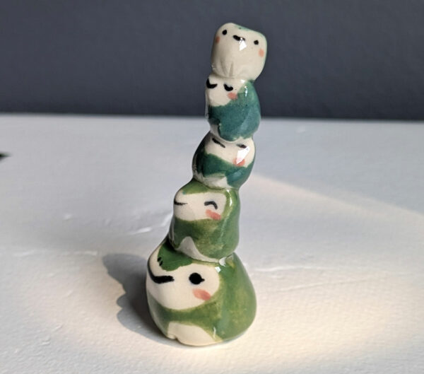 frog stack figurine