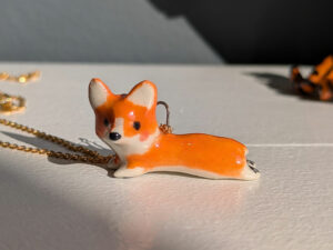 corgi sploot pendant