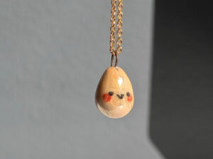 Pendant, cute egg