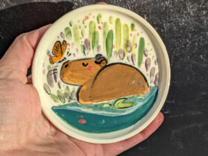 capybara saucer