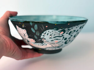 snow leopard big bowl