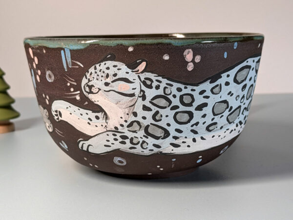 snow leopard big bowl