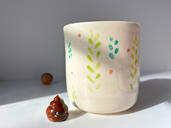 Cup + Figurine - Image 4